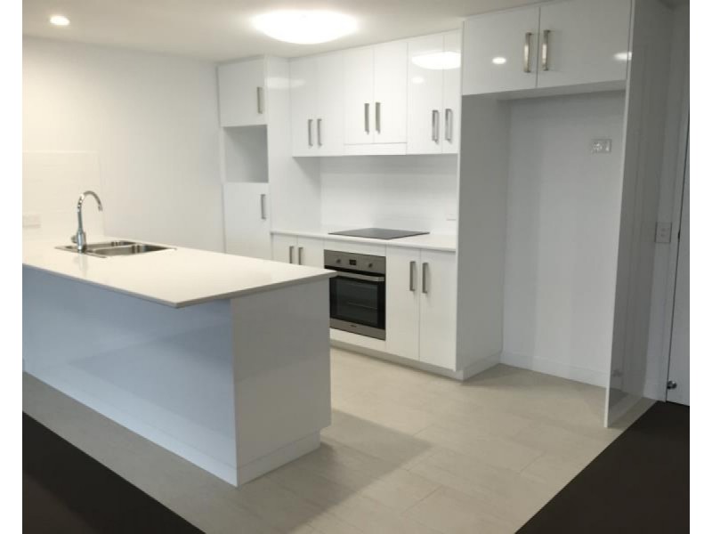 206/2-4 Victoria Parade, Rockhampton City QLD 4700